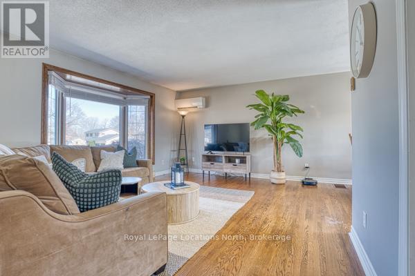 797 Wellington Street, Saugeen Shores, Ontario  N0H 2C3 - Photo 5 - X12993308