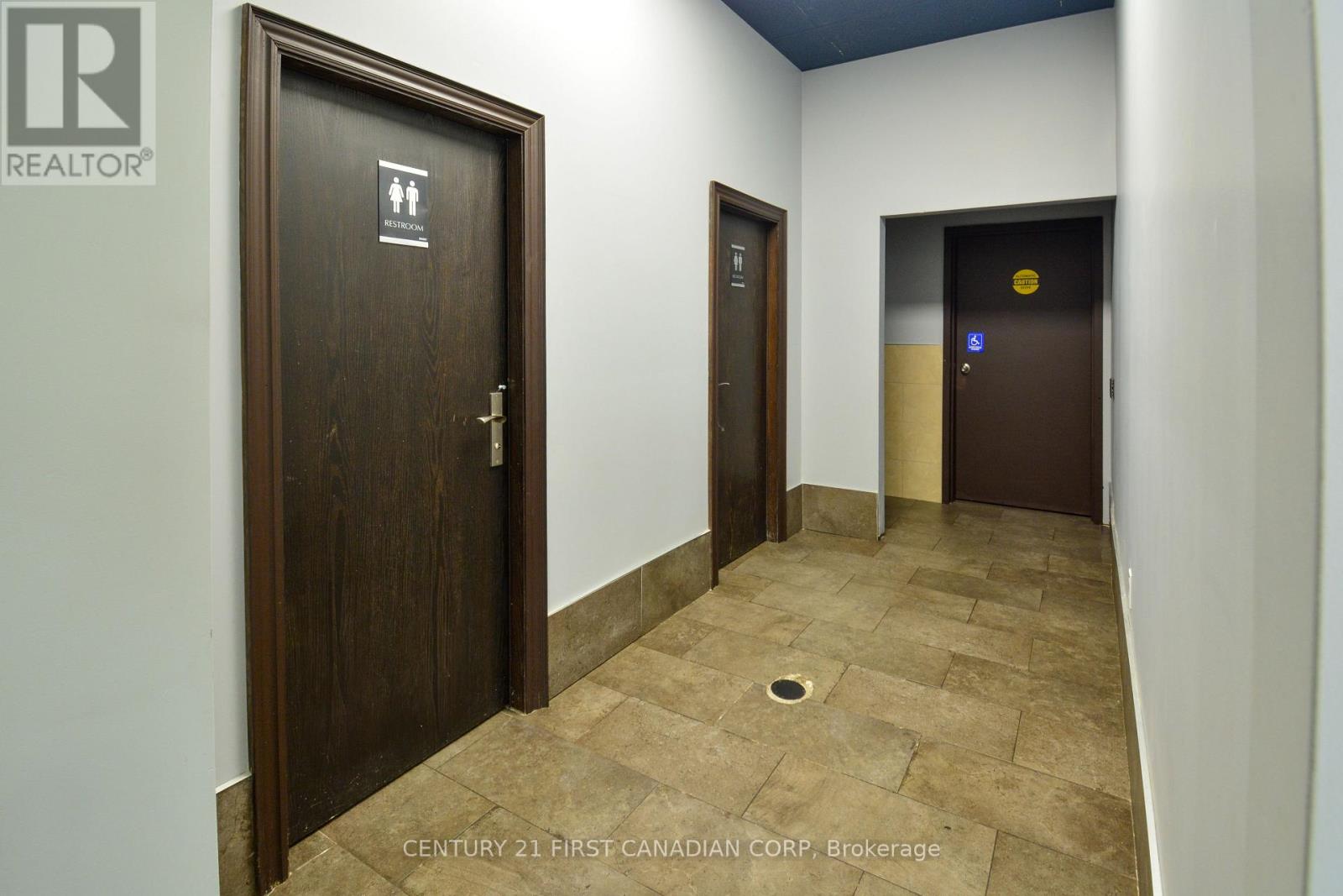 1682 Dundas Street, London East, Ontario  N5W 3C7 - Photo 33 - X12990446