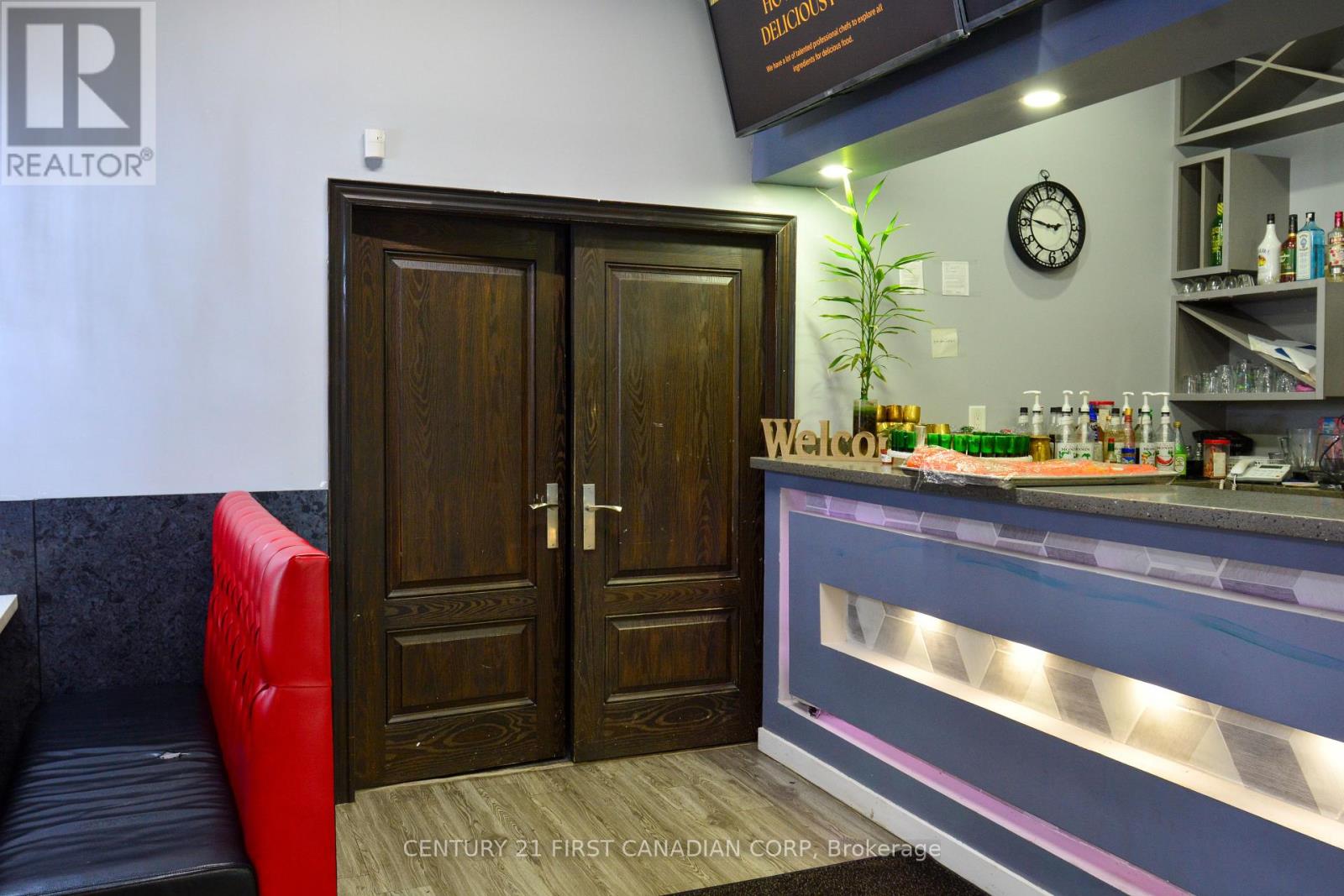 1682 Dundas Street, London East, Ontario  N5W 3C7 - Photo 37 - X12990446