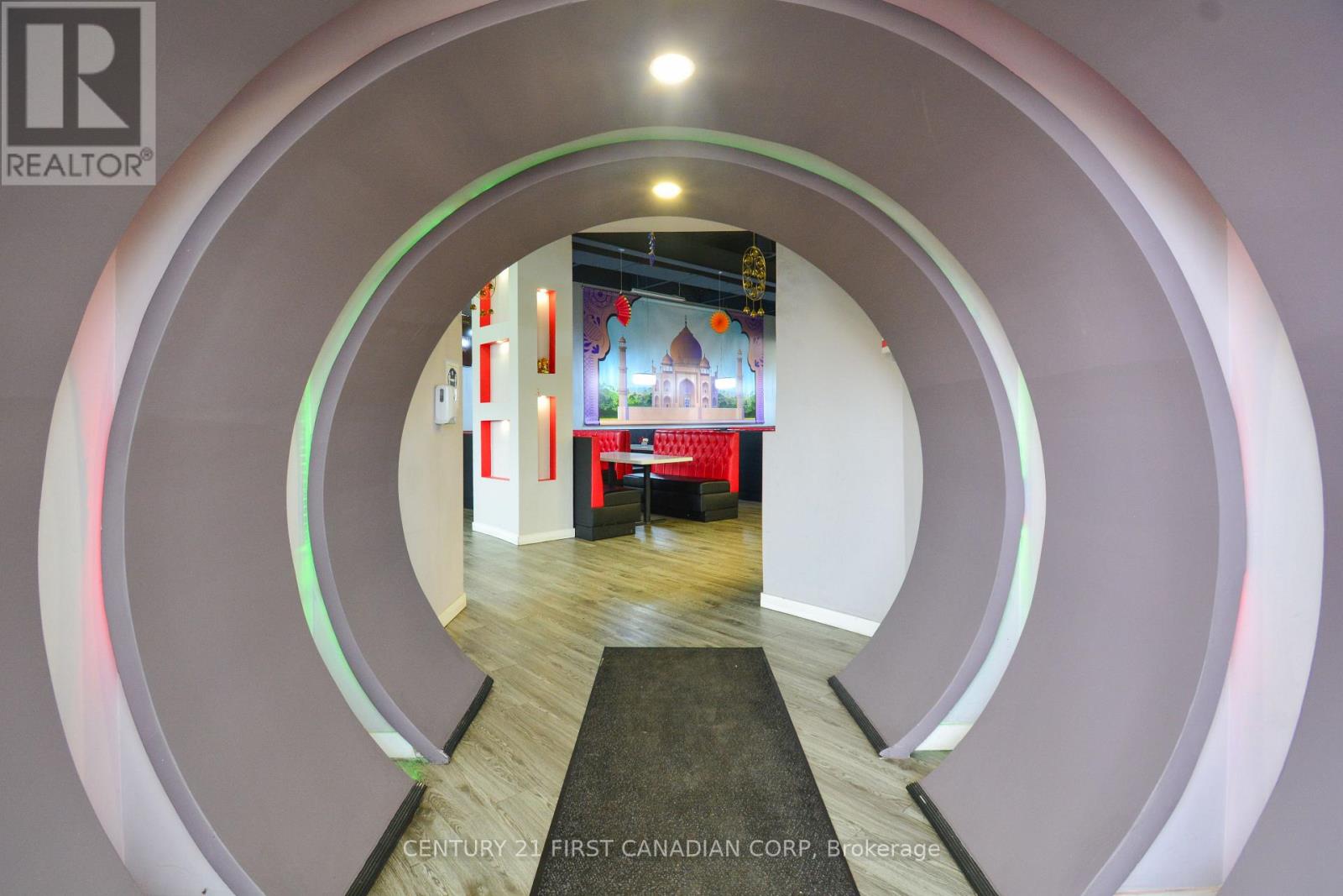 1682 Dundas Street, London East, Ontario  N5W 3C7 - Photo 40 - X12990446