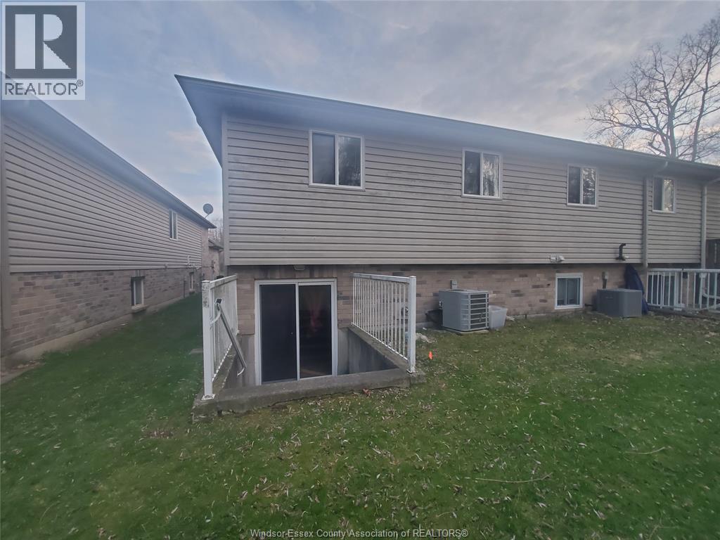 2266 Lamont, Windsor, Ontario  N9E 4X4 - Photo 10 - 26008004