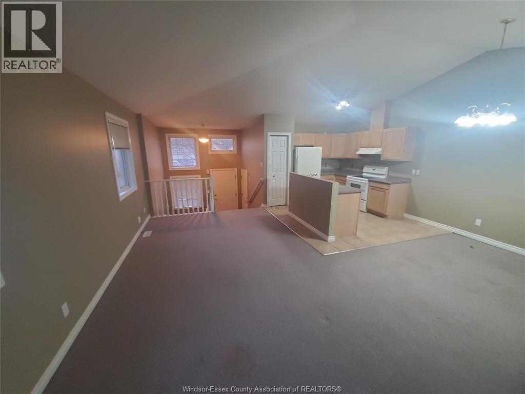 2266 Lamont, Windsor, Ontario  N9E 4X4 - Photo 11 - 26008004