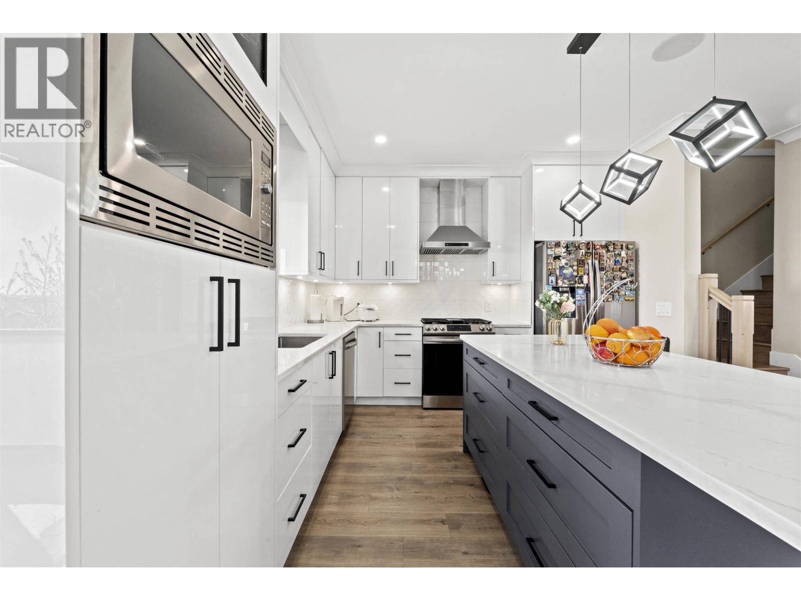 1038 Stewart Avenue, Coquitlam, British Columbia  V3K 2N9 - Photo 4 - R3110326