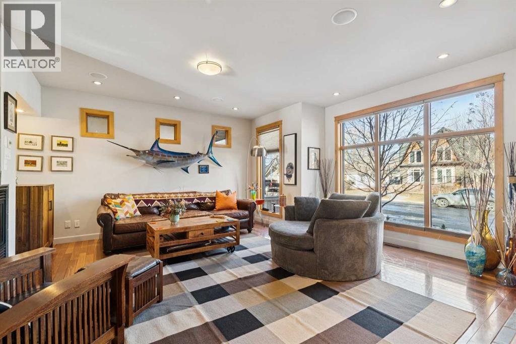 2407 Westmount Road Nw, Calgary, Alberta  T2N 3N9 - Photo 4 - A2288285