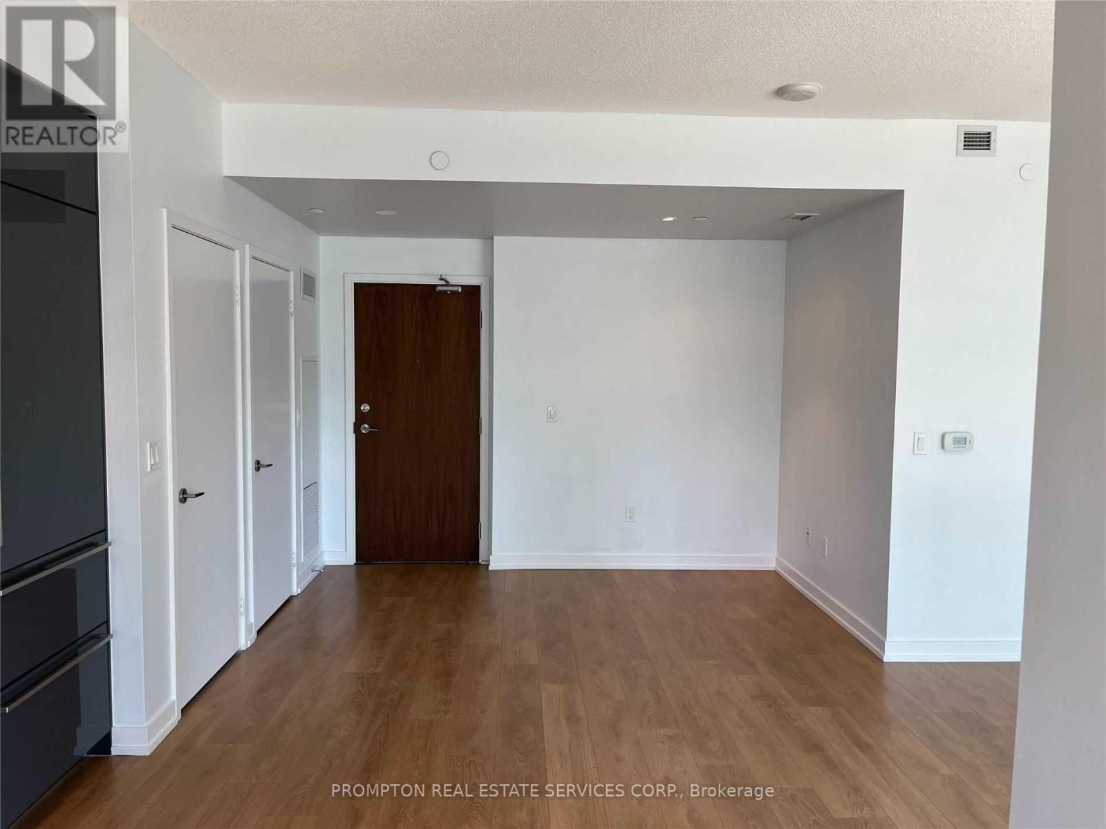 207 - 117 Mcmahon Drive, Toronto, Ontario  M2K 0E4 - Photo 5 - C12993286