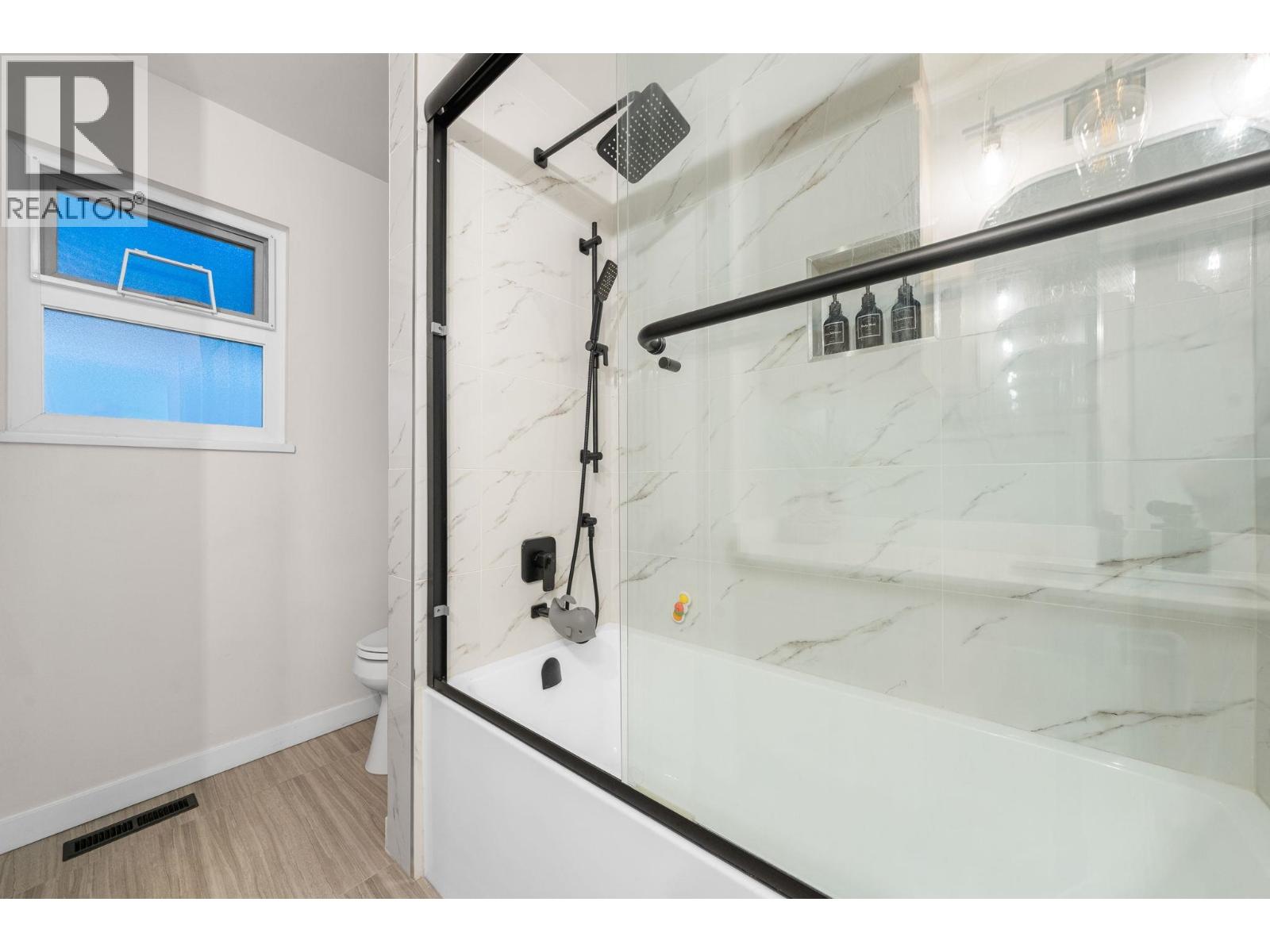 2131 Fraserview Drive, Vancouver, British Columbia  V5P 2N2 - Photo 23 - R3106211