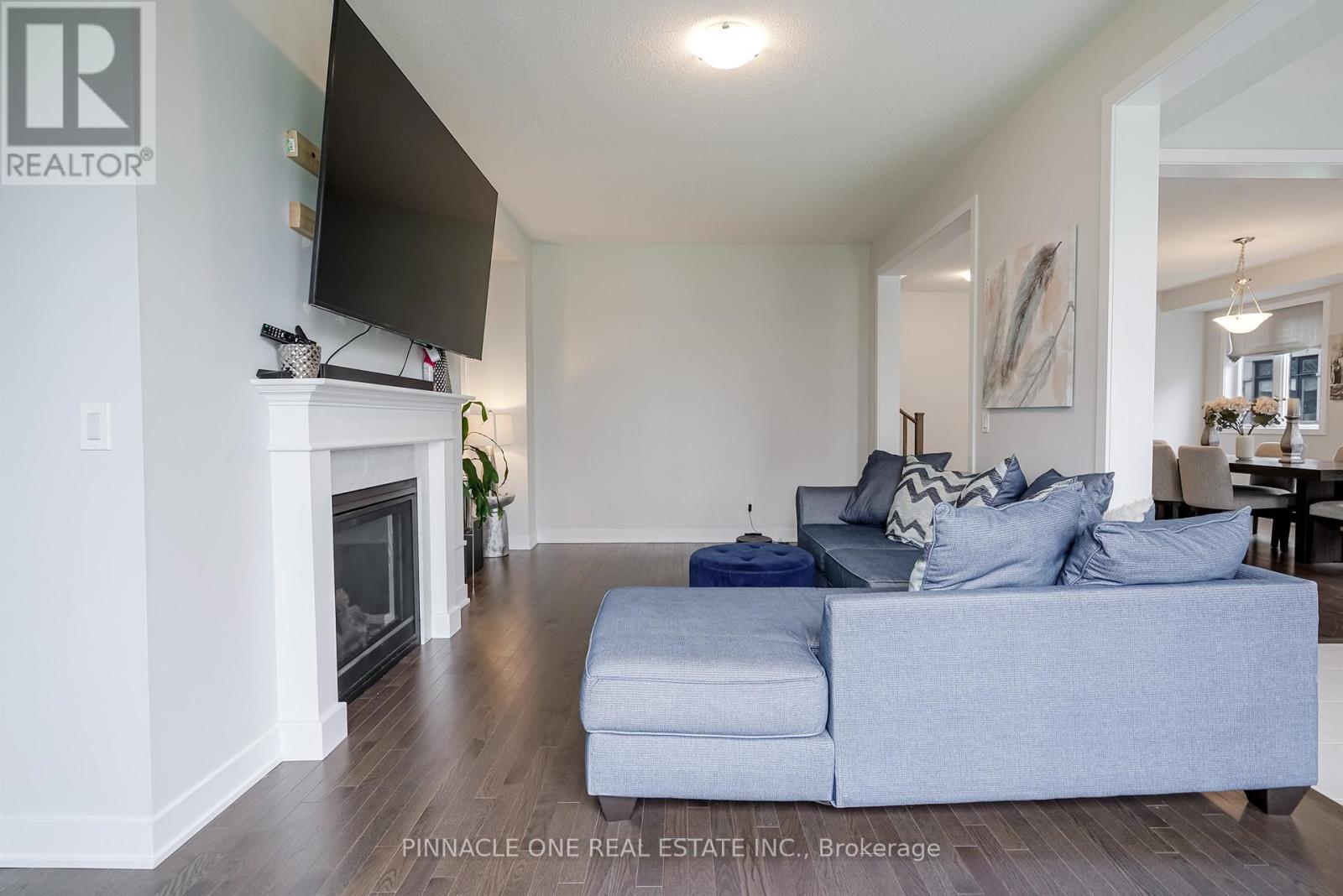 1057 Suddard Avenue, Oshawa, Ontario  L1L 0V5 - Photo 7 - E12993250