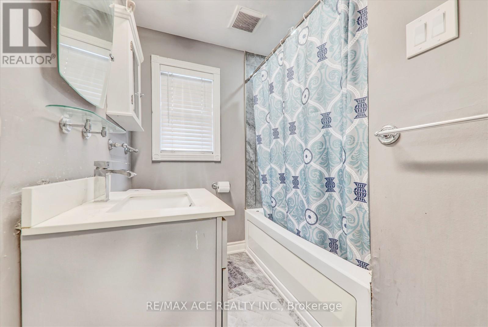 10 Blakemanor Boulevard, Toronto, Ontario  M1J 2W4 - Photo 22 - E12993272