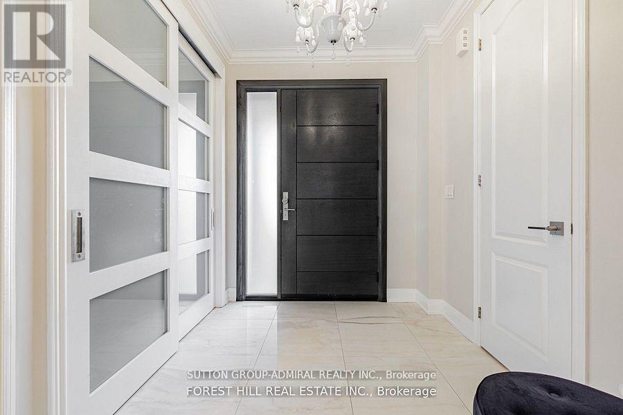 18 William Bowes Boulevard, Vaughan, Ontario  L6A 4B1 - Photo 2 - N12993324