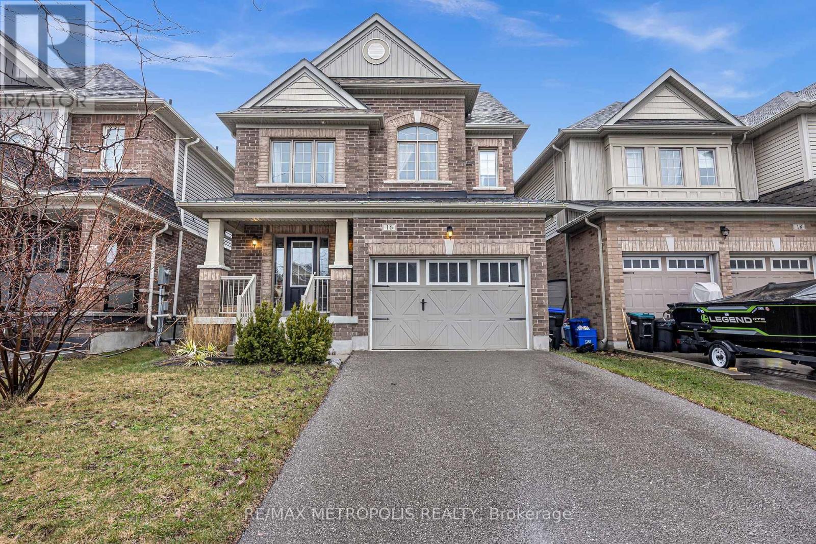 16 Treetops Boulevard, New Tecumseth, Ontario  L9R 0M3 - Photo 2 - N12993338