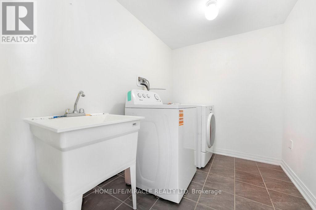 1431 Green Road, Clarington, Ontario  L1C 7E8 - Photo 9 - E12798414