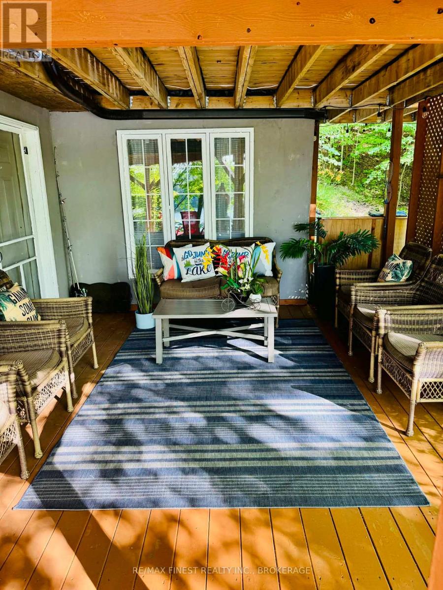 1066 Mountvale Point Road, Frontenac, Ontario  K0H 2P0 - Photo 32 - X12970374