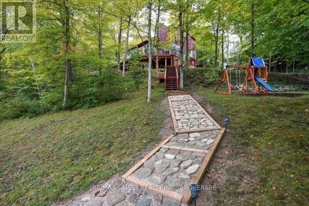 1066 Mountvale Point Road, Frontenac, Ontario  K0H 2P0 - Photo 30 - X12970374