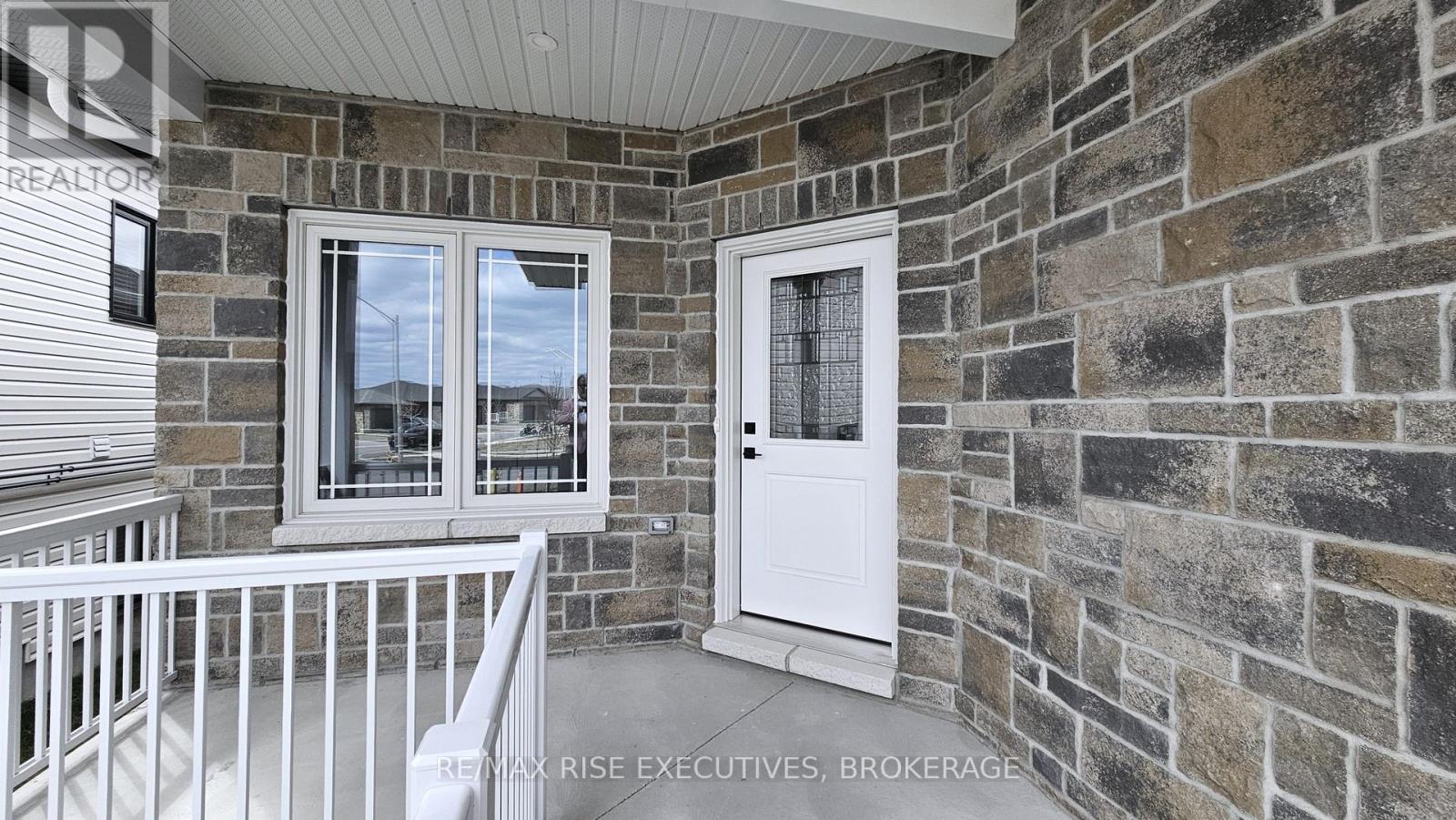 173 Creighton Drive, Loyalist, Ontario K0H 2H0 - Photo 9 - X12972532