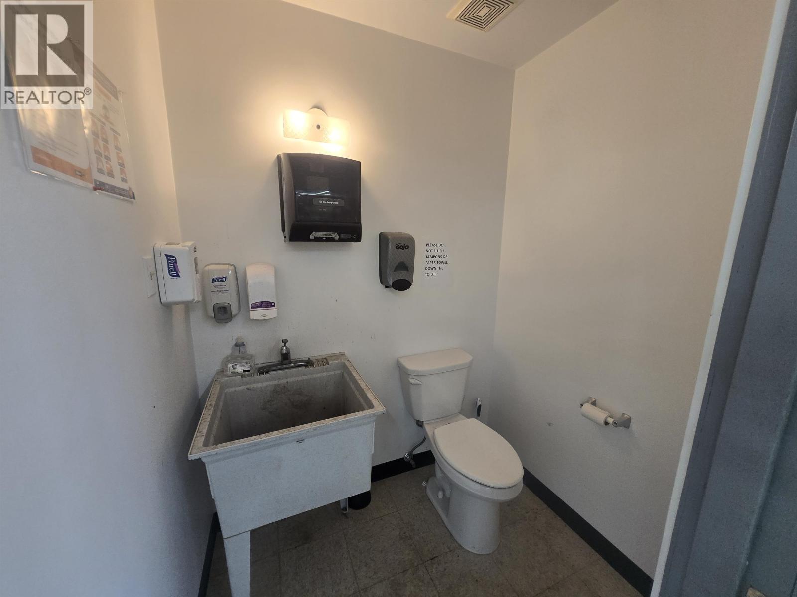 1063 N Cariboo Highway, Quesnel, British Columbia  V2J 2Y3 - Photo 16 - C8077805