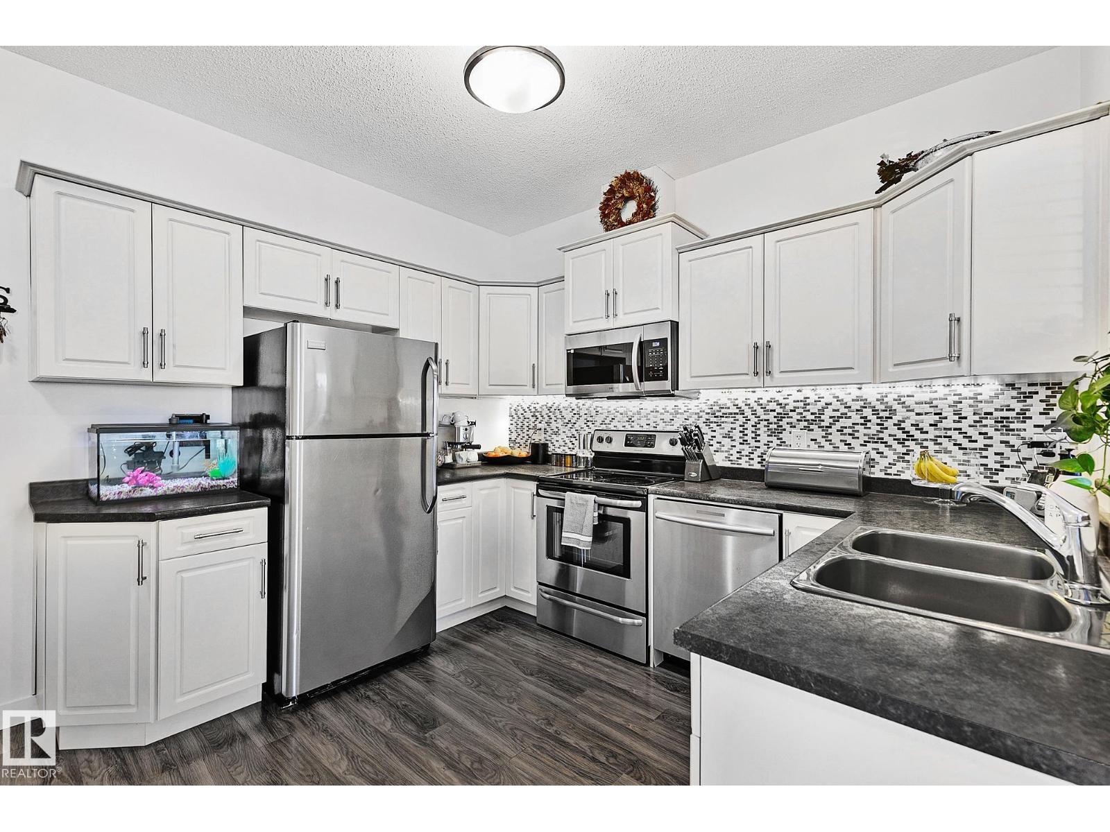 #17 3103 Hilton Dr NW, Edmonton, Alberta  T6M 0R3 - Photo 6 - E4480452