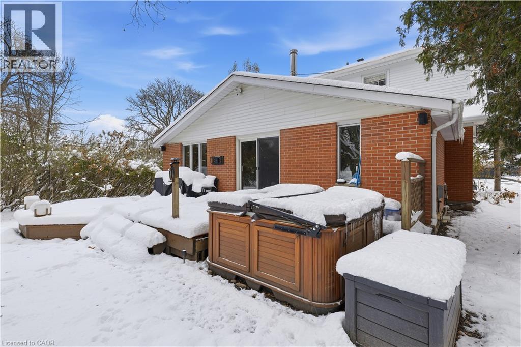 115 Roslin Avenue S, Waterloo, Ontario  N2L 2H3 - Photo 27 - 40800754