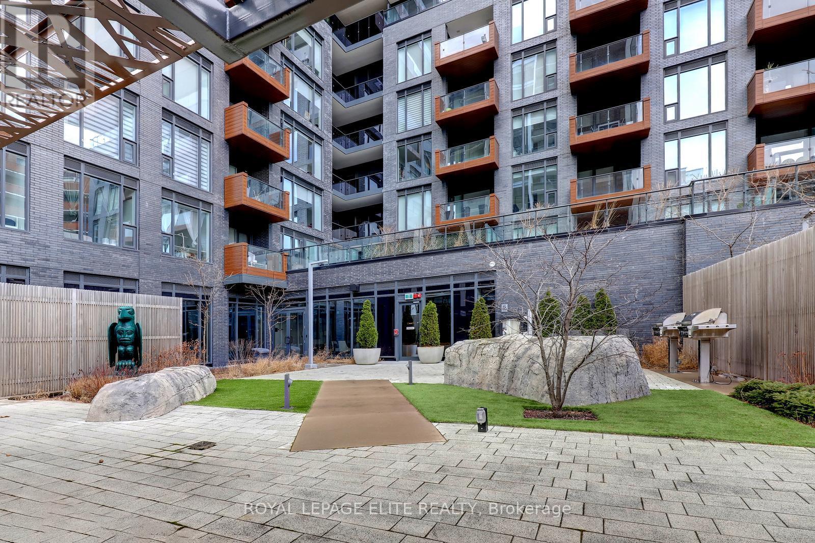 318 - 21 Park Street E, Mississauga, Ontario  L5G 0C2 - Photo 26 - W12993264