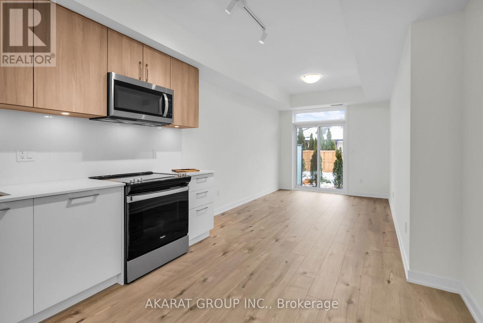 13 - 498 Plains Road E, Burlington, Ontario  L7T 0C9 - Photo 7 - W12993282