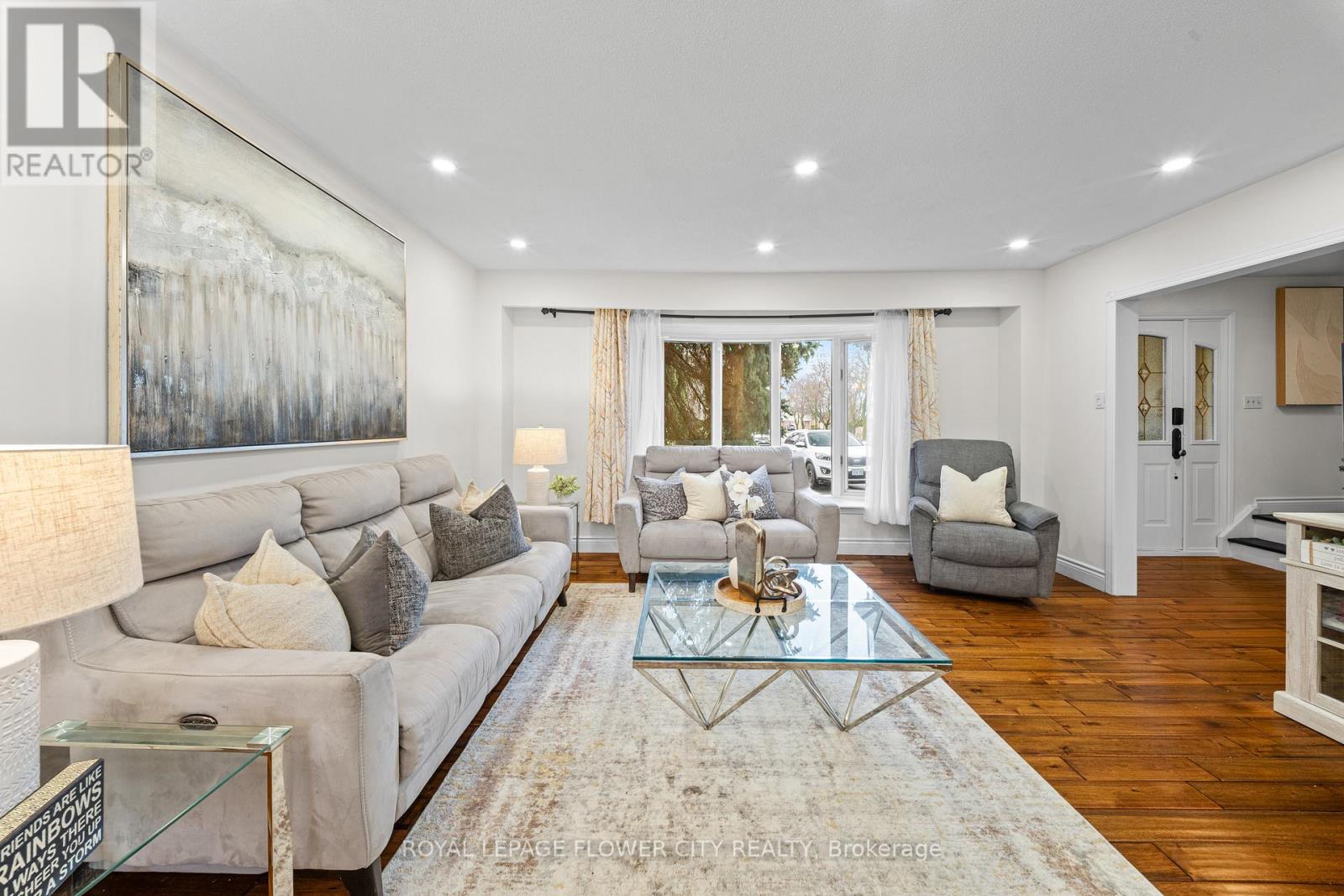 15 Jasper Crescent, Brampton, Ontario  L6S 1W8 - Photo 14 - W12993304