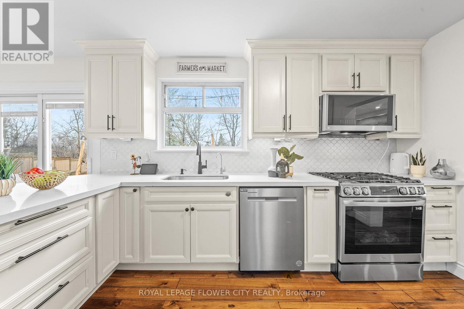 15 Jasper Crescent, Brampton, Ontario  L6S 1W8 - Photo 17 - W12993304