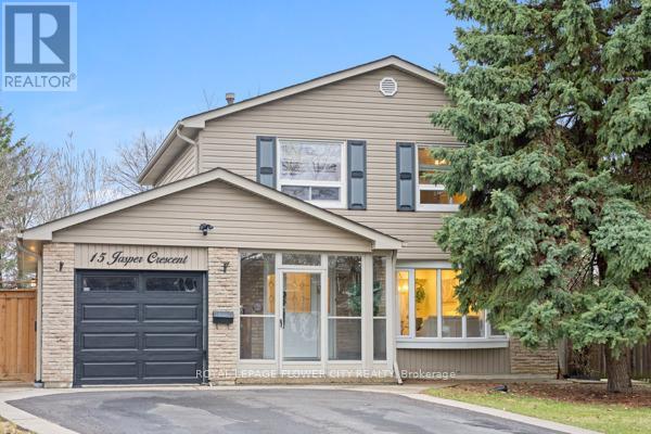 15 Jasper Crescent, Brampton, Ontario  L6S 1W8 - Photo 3 - W12993304