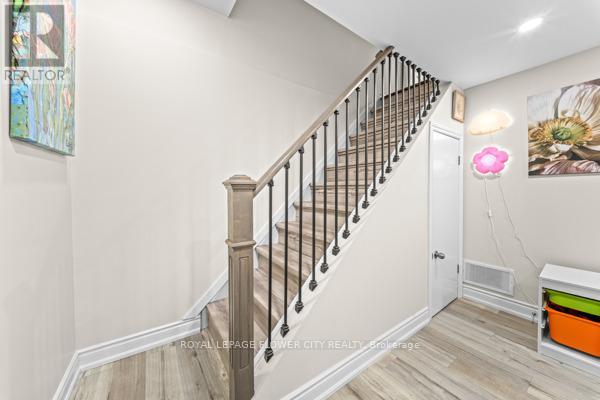 15 Jasper Crescent, Brampton, Ontario  L6S 1W8 - Photo 33 - W12993304