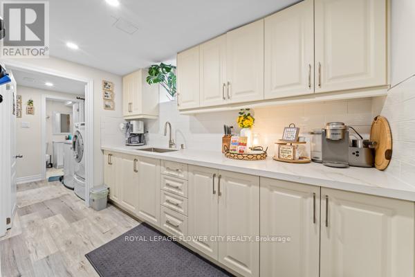 15 Jasper Crescent, Brampton, Ontario  L6S 1W8 - Photo 38 - W12993304