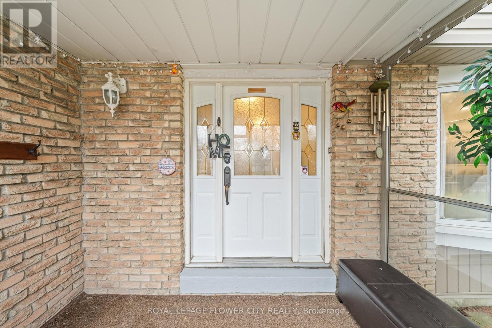 15 Jasper Crescent, Brampton, Ontario  L6S 1W8 - Photo 8 - W12993304