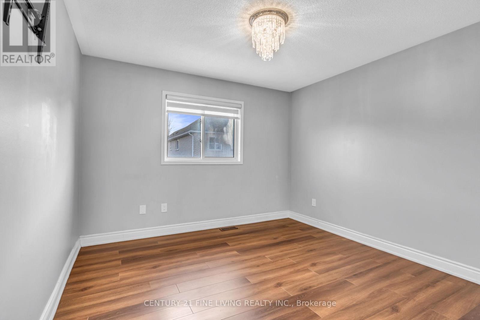 20 Edenvalley Road, Brampton, Ontario L7A 2M6 - Photo 29 - W12993320