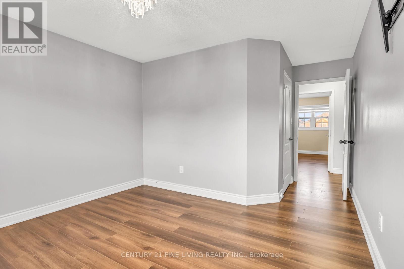 20 Edenvalley Road, Brampton, Ontario L7A 2M6 - Photo 30 - W12993320