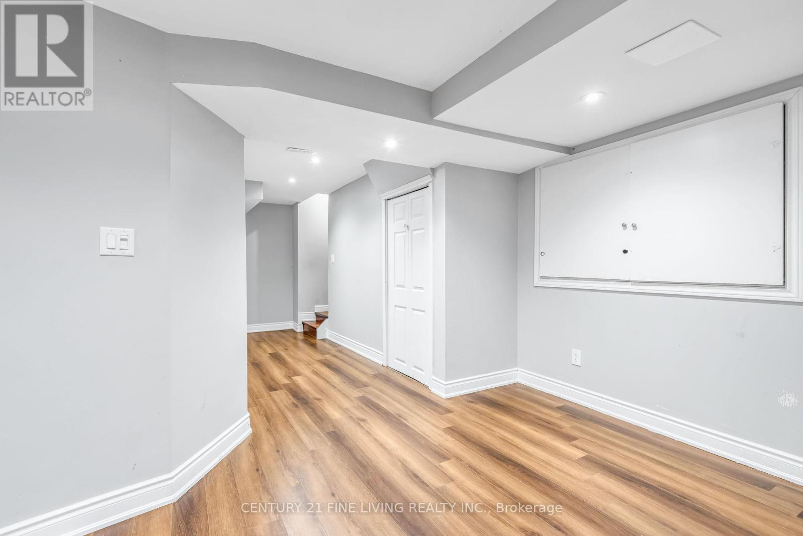 20 Edenvalley Road, Brampton, Ontario L7A 2M6 - Photo 32 - W12993320