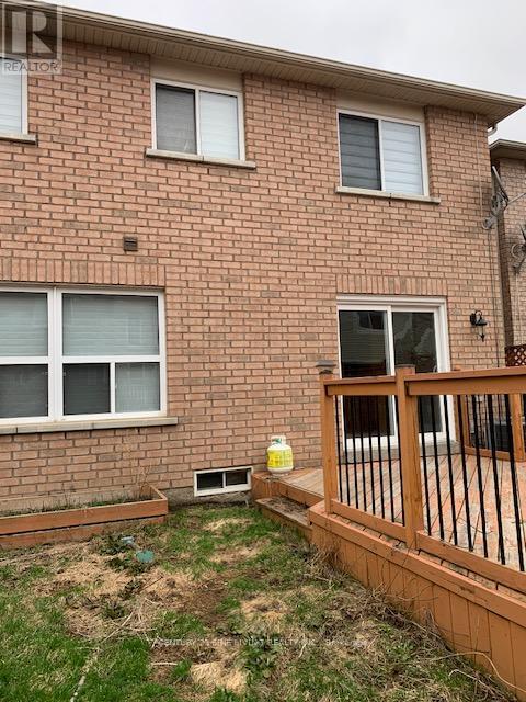 20 Edenvalley Road, Brampton, Ontario L7A 2M6 - Photo 37 - W12993320