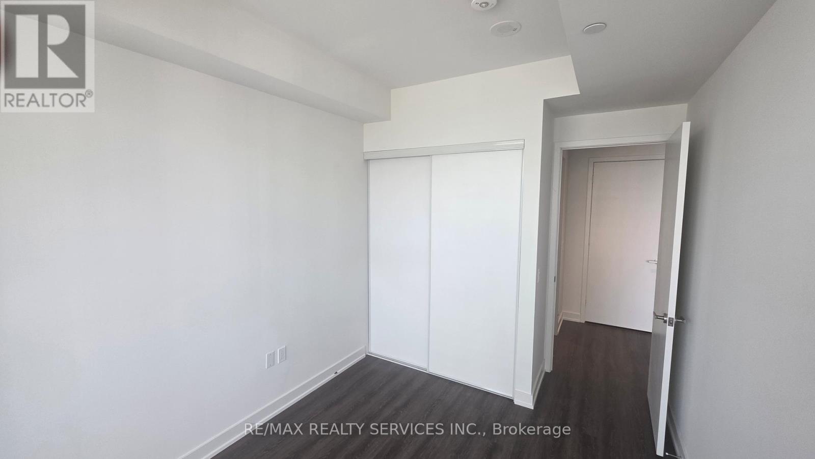 3706 - 448 Burnhamthorpe Road, Mississauga, Ontario  L5B 3M6 - Photo 17 - W12993330