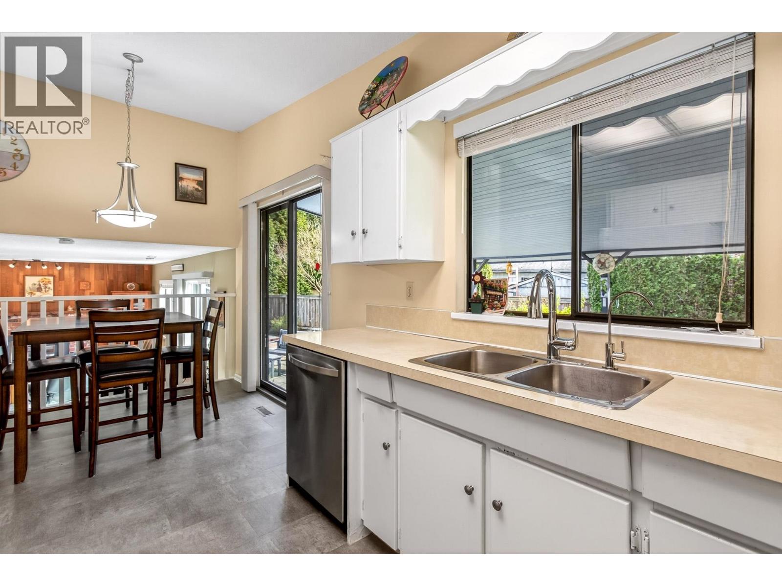 788 Inverness Place, Port Coquitlam, British Columbia V3B 5W9 - Photo 13 - R3110477