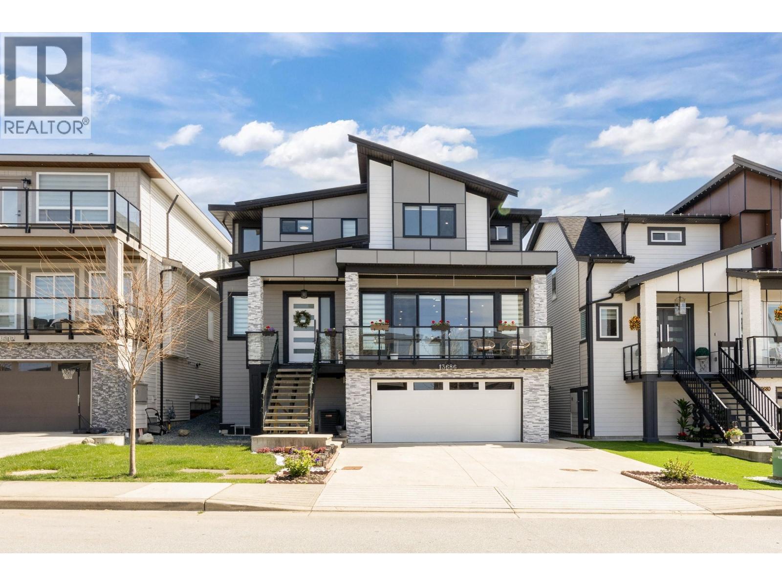 13686 232A STREET, Maple Ridge, British Columbia