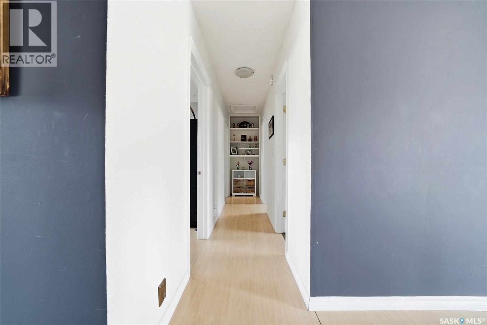 504 11th Street Ne, Weyburn, Saskatchewan  S4H 1J9 - Photo 14 - SK032693