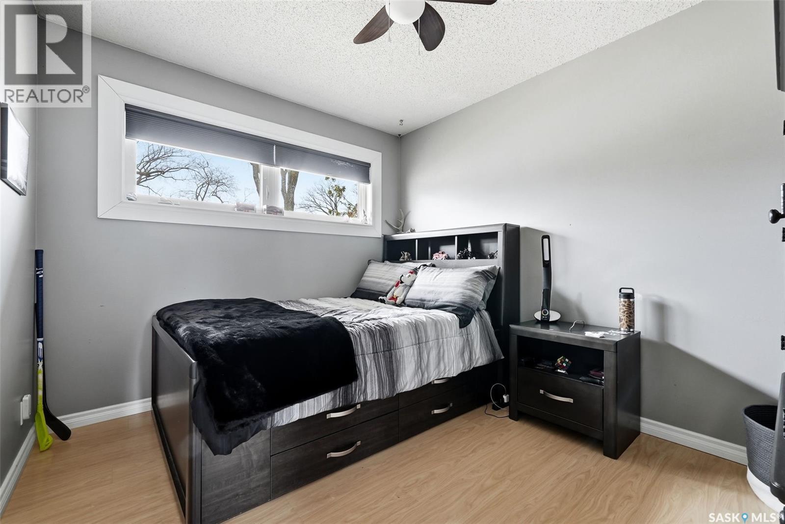 504 11th Street Ne, Weyburn, Saskatchewan  S4H 1J9 - Photo 19 - SK032693