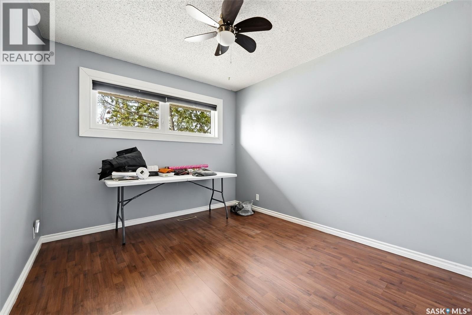 504 11th Street Ne, Weyburn, Saskatchewan  S4H 1J9 - Photo 21 - SK032693