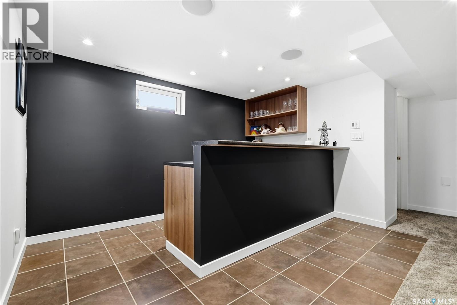 504 11th Street Ne, Weyburn, Saskatchewan  S4H 1J9 - Photo 28 - SK032693