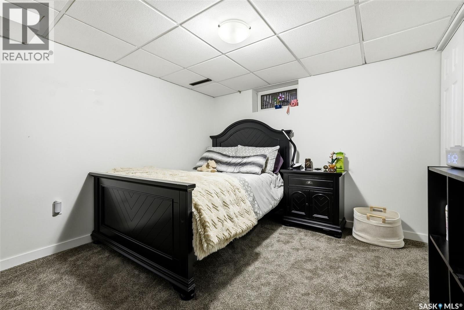 504 11th Street Ne, Weyburn, Saskatchewan  S4H 1J9 - Photo 31 - SK032693