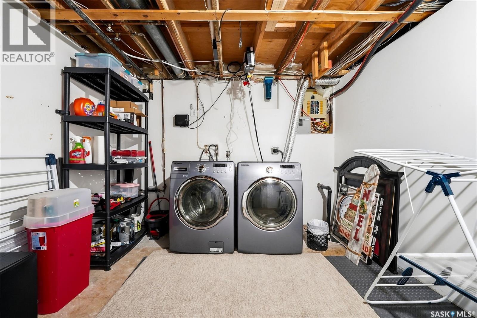 504 11th Street Ne, Weyburn, Saskatchewan  S4H 1J9 - Photo 34 - SK032693