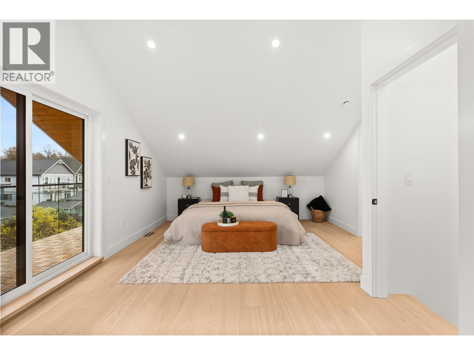 2 1822 E 14th Avenue, Vancouver, British Columbia  V5N 2E2 - Photo 5 - R3109412