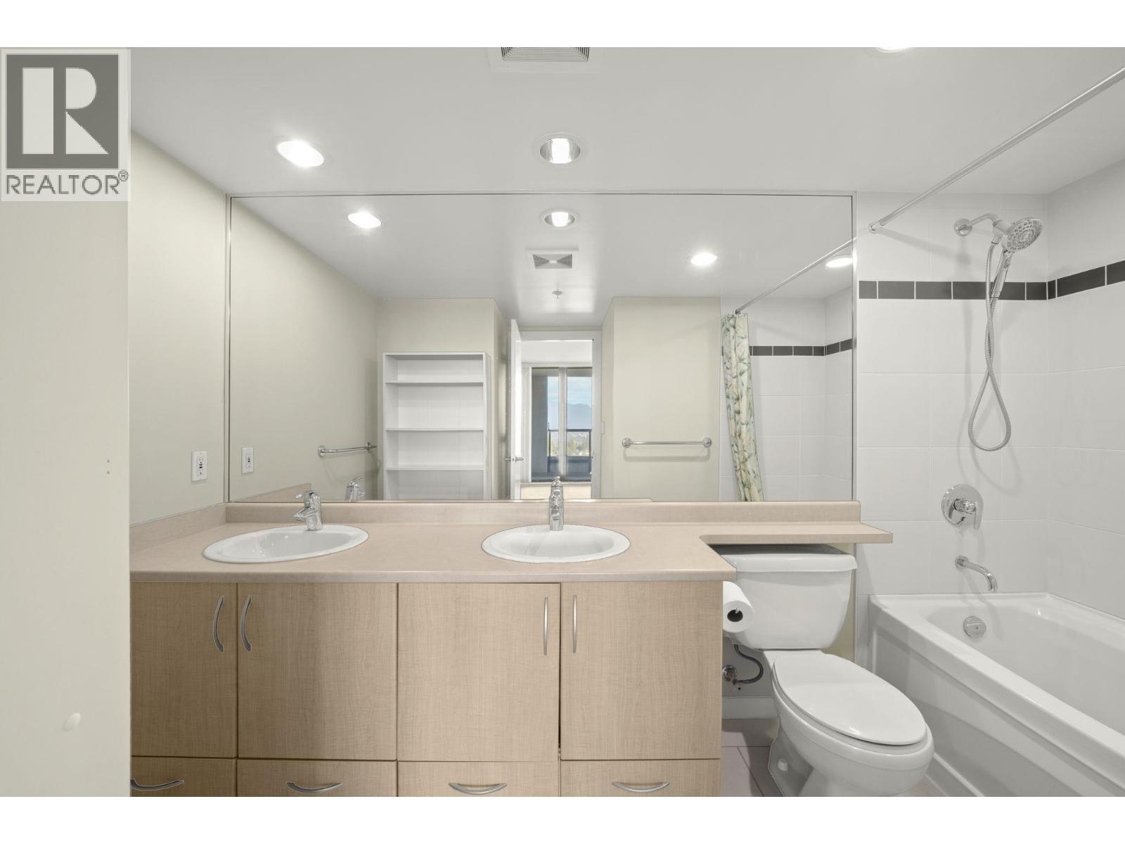 1605 7178 Collier Street, Burnaby, British Columbia  V5E 4N7 - Photo 14 - R3110353