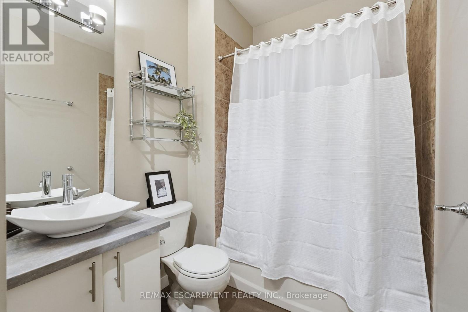 510 - 66 Bay Street S, Hamilton, Ontario  L8P 4Z6 - Photo 18 - X12993296