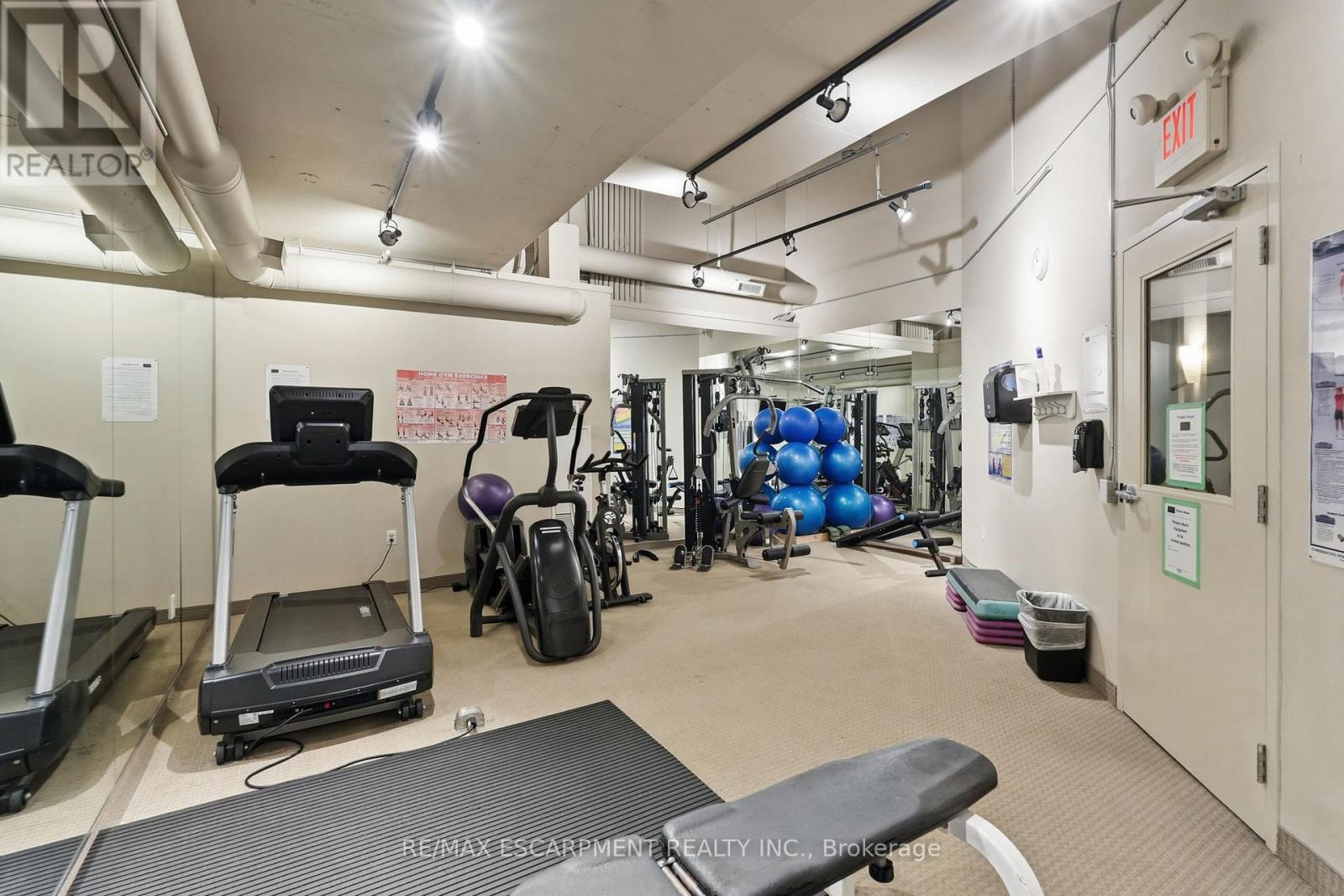 510 - 66 Bay Street S, Hamilton, Ontario  L8P 4Z6 - Photo 24 - X12993296