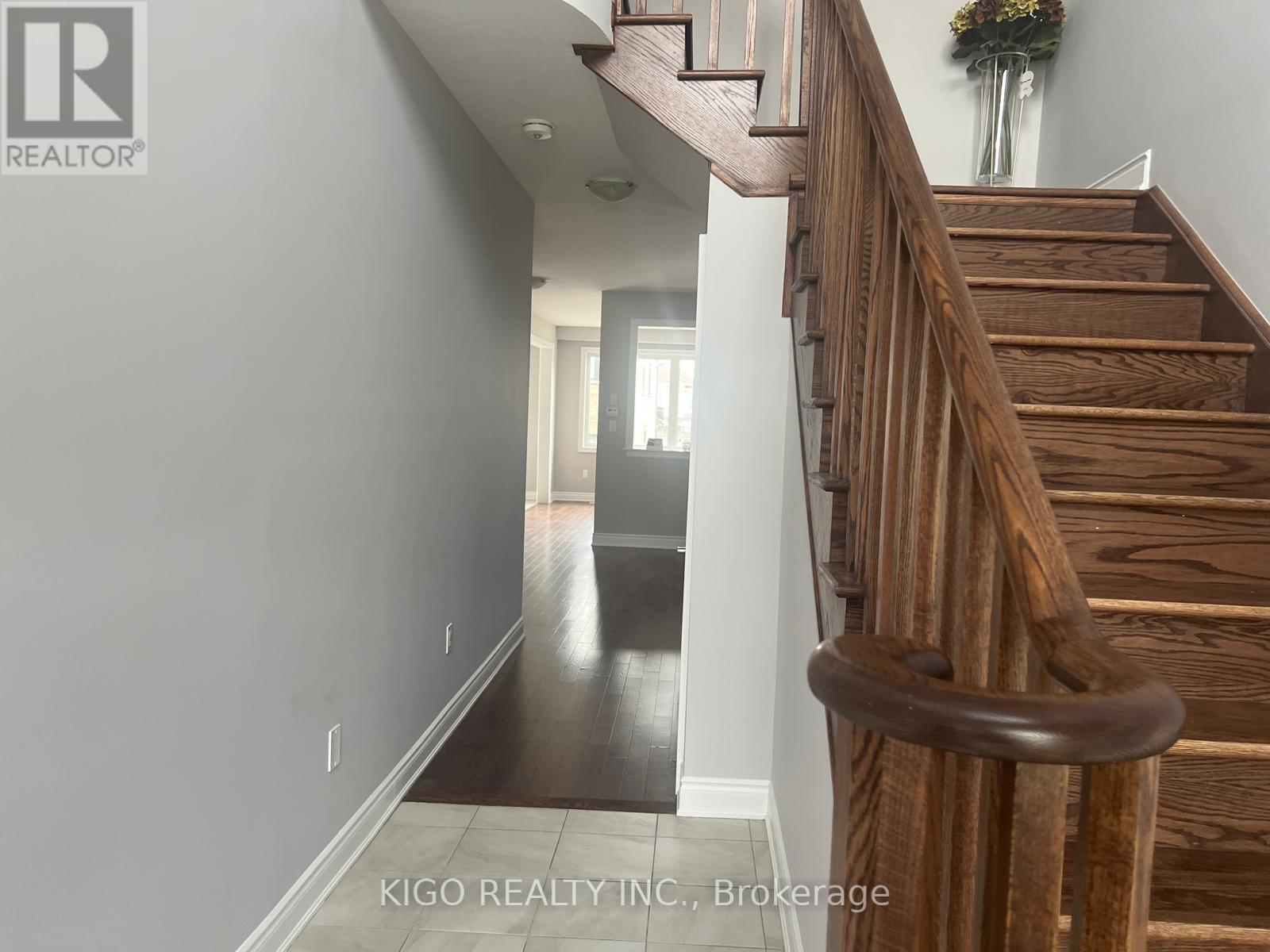 65 Stern Drive, Welland, Ontario  L3B 0M3 - Photo 3 - X12993336