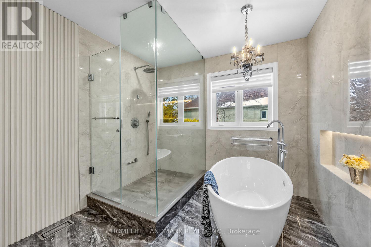 1098 Secretariate Road, Newmarket, Ontario  L3X 1M3 - Photo 28 - N12826844