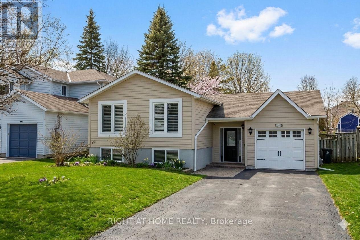 261 Crawford Street, Barrie, Ontario  L4N 6P5 - Photo 2 - S12832700