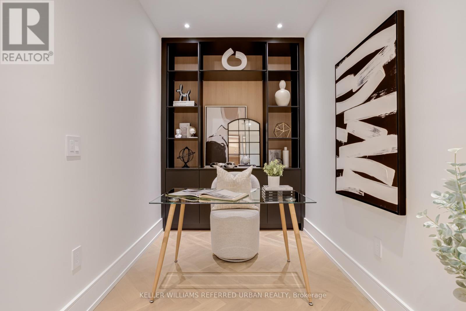 33 Twelfth Street, Toronto, Ontario  M8V 3G8 - Photo 11 - W12912292